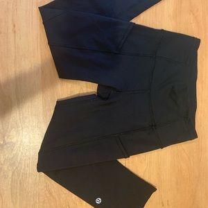 LULULEMON CROPPED 7/8 LEGGINGS